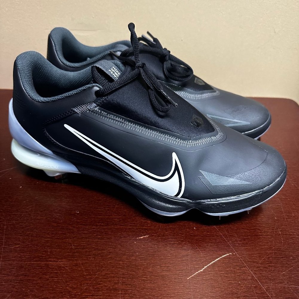 Nike Mens Black Force Zoom Trout 8 Pro CZ5915-010 Lightweight Baseball Cleats